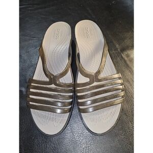 Crocs Womens Isabella Bronze Gold Mini Wedge Sandals 8